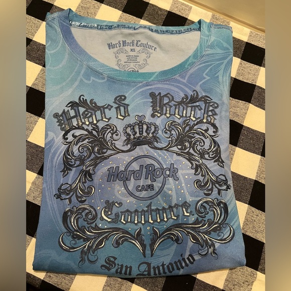 WOMEN’S HARD ROCK COUTURE SAN ANTONIO T-SHIRT. - Picture 5 of 10